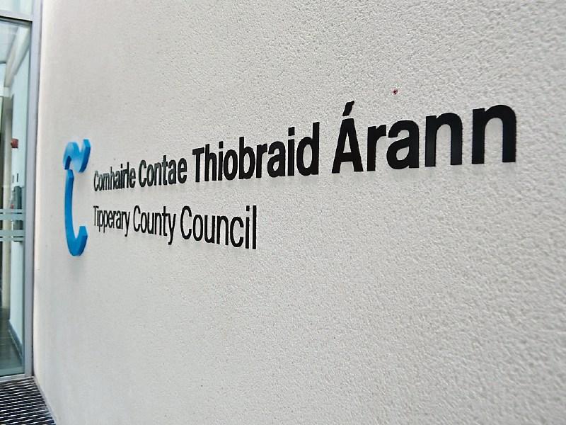 Call for Cashel Tipp District Council to clean up road signs