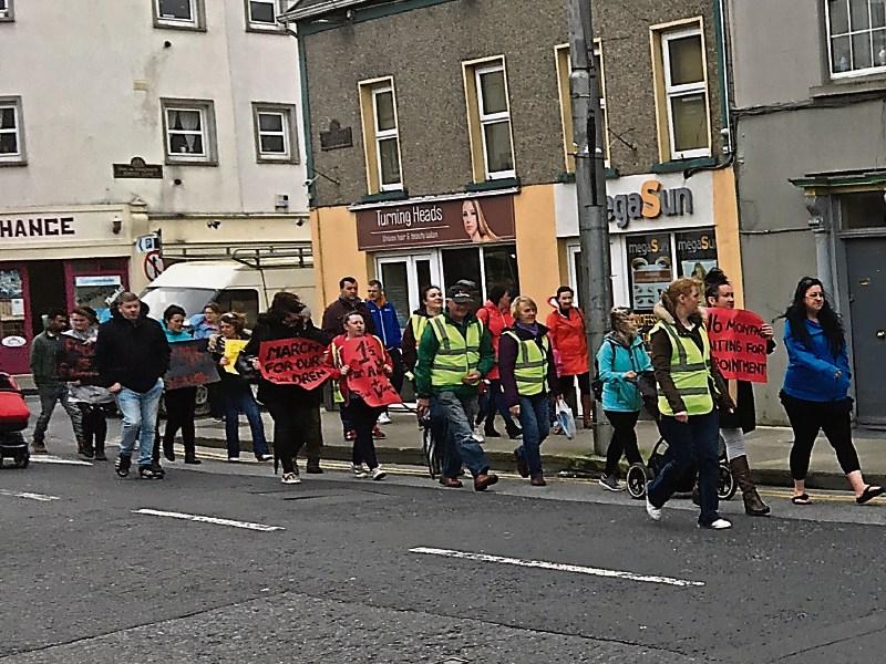 Clonmel parents march to tell HSE 'Enough is Enough'