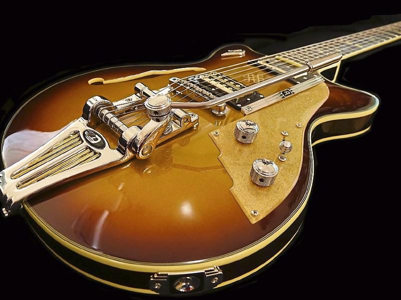 A night of rockin' blues at Gleeson's Pub, Irishtown