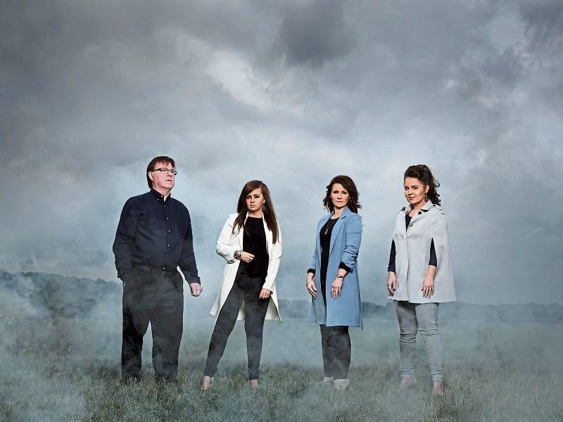 Country family group for Brú Ború this Friday