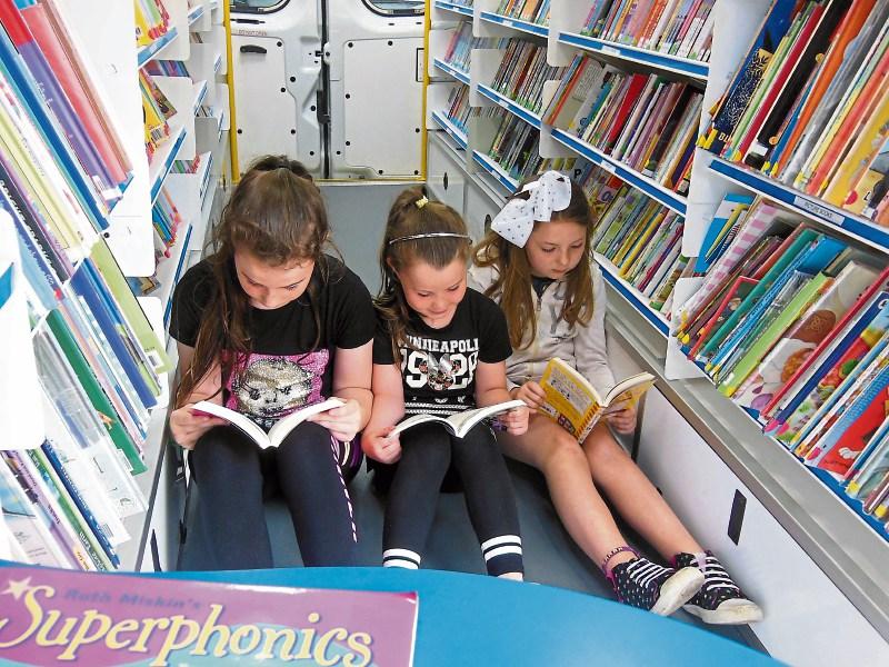 Tipperary book bus proving popular with young readers across the county