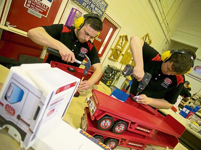 Sisk apprentices make Christmas toys