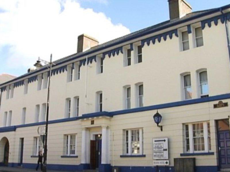 Man arrested in connection with fatal stabbing in Carrick-on-Suir is released without charge 
