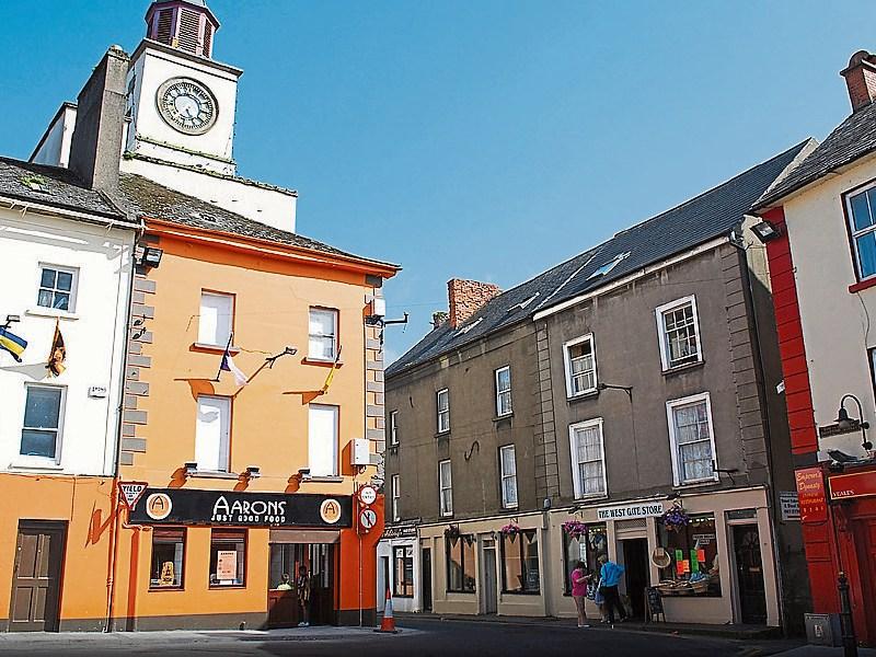 Sean Kelly Square, Carrick-on-Suir 