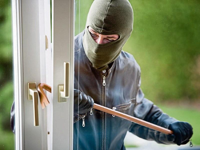 Mullinahone shop and Clonmel houses are burgled 