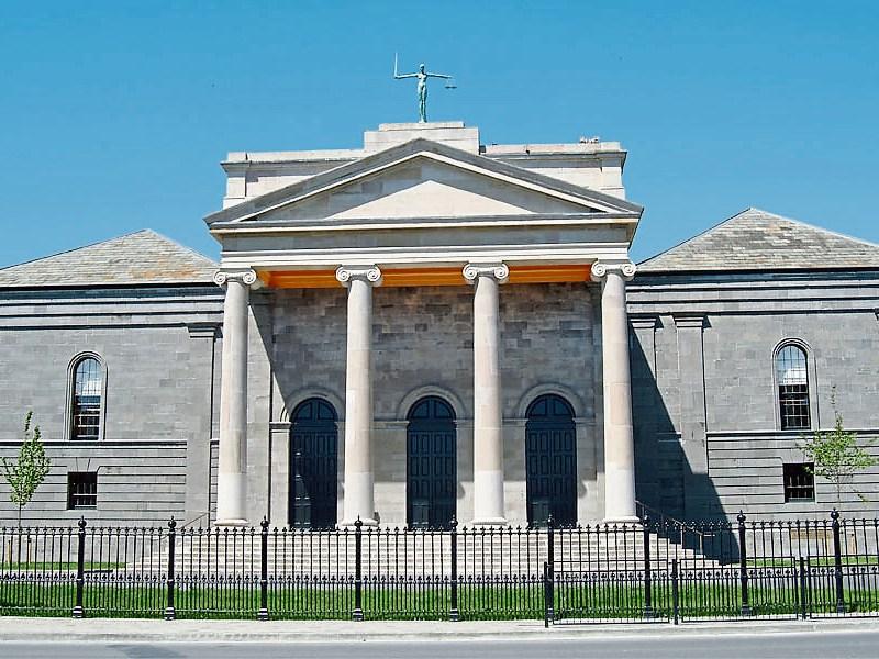 Ascend Domestic Abuse Service hold rally at Nenagh District Courthouse as part of 'One Billion Rising Campaign'