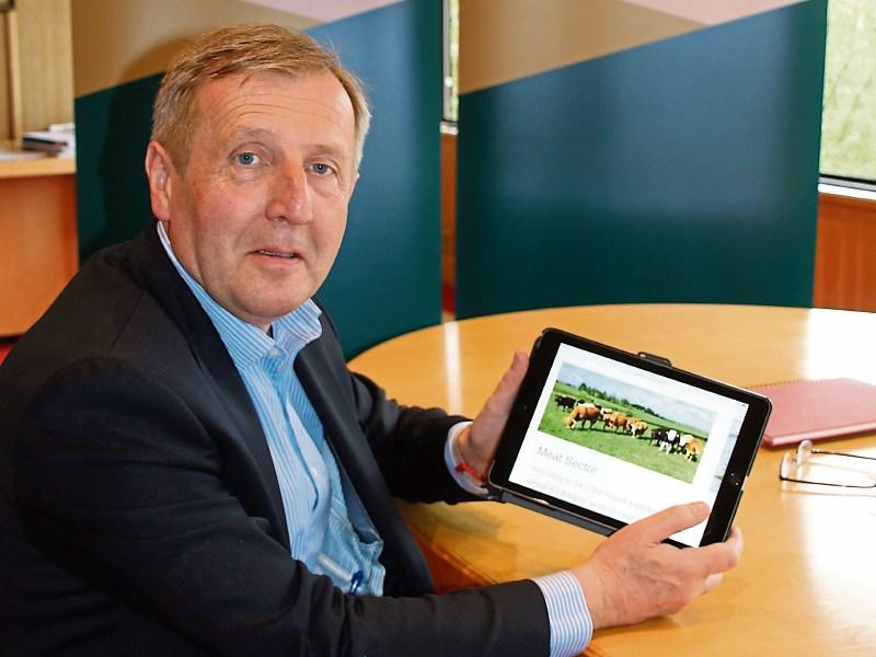 Minister Creed tries out the new online portal