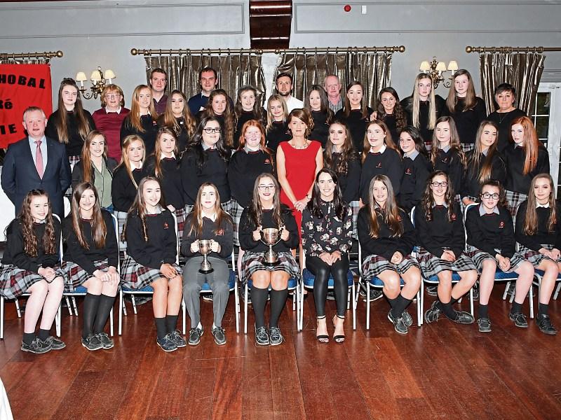 Medals ceremony for Coláiste Phobal Roscrea Junior Team in the Racket Hall hotel 