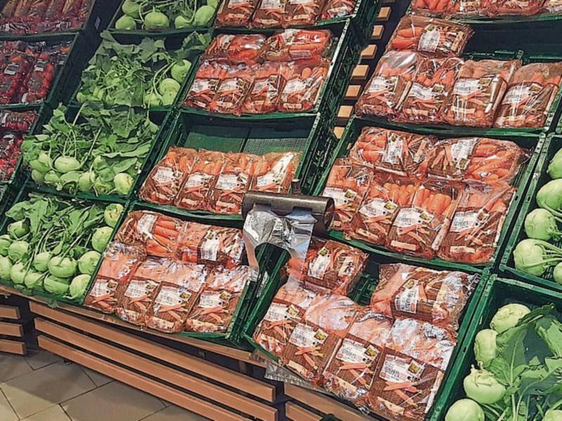 Plastic packaging 