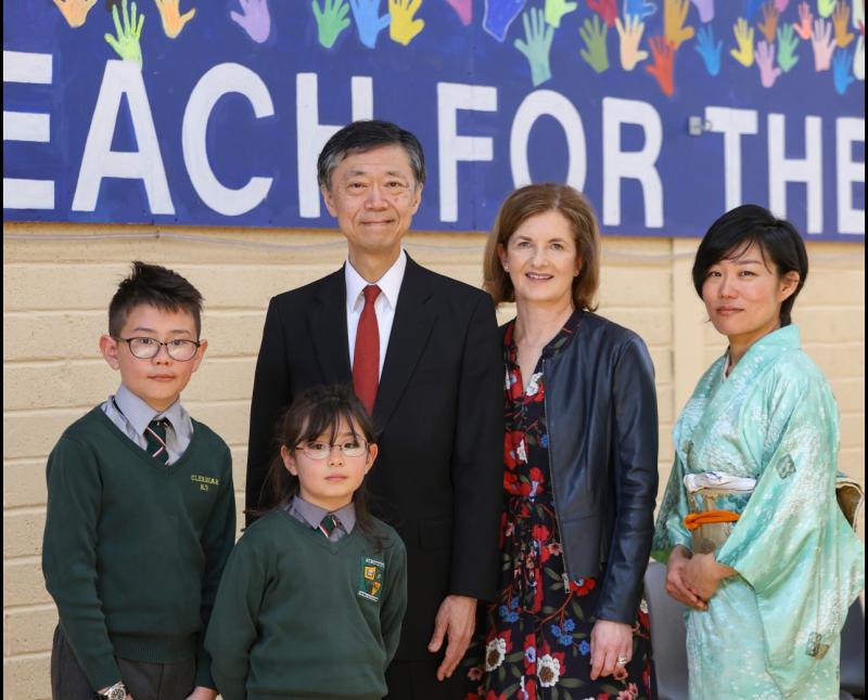 Ambassador Maruyama visits school in south Tipperary where the pupils are taught  Japanese