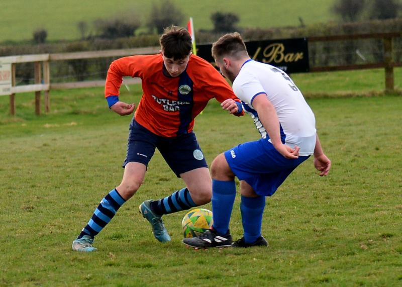 Tipperary Soccer: Cashel Town relegated after defeat by neighbours Rosegreen Rangers