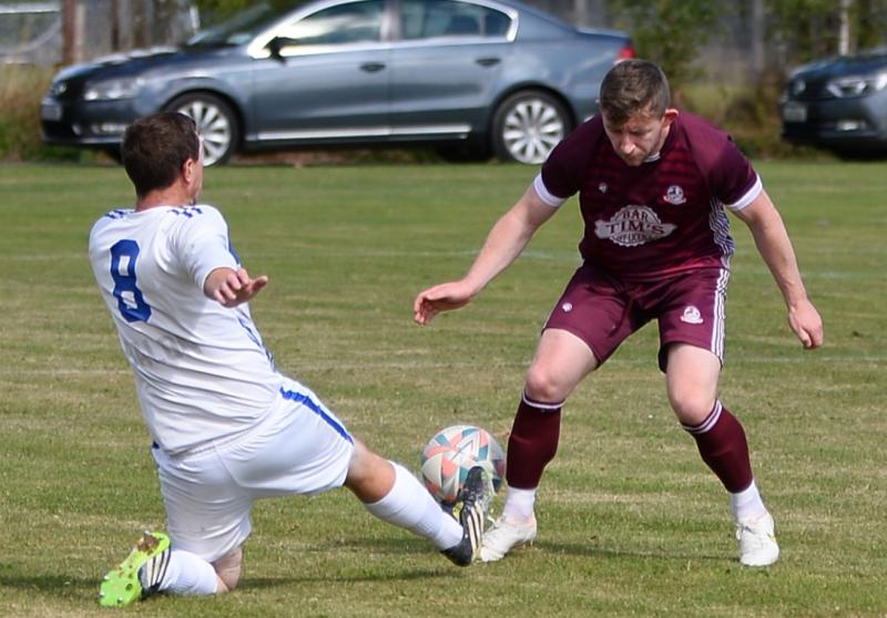Tipperary Town make it three on the trot in  TS& DL Division 1
