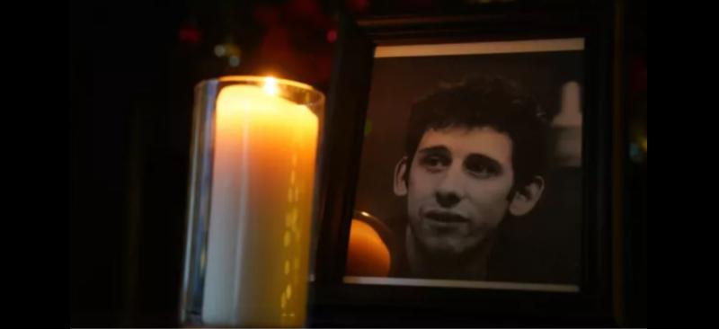 WATCH: Huge crowds descend on Dublin to send their farewell to Shane MacGowan