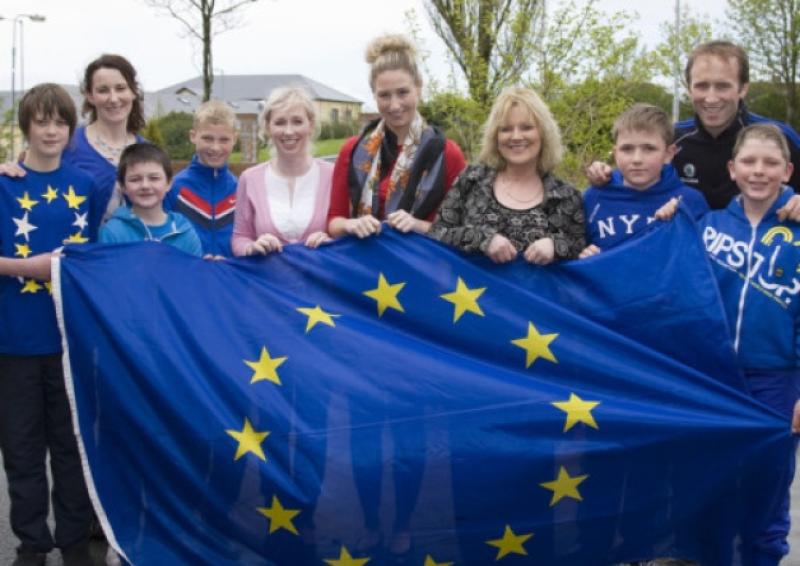 Cashel boys raise Blue Star flag to mark Europe Day 