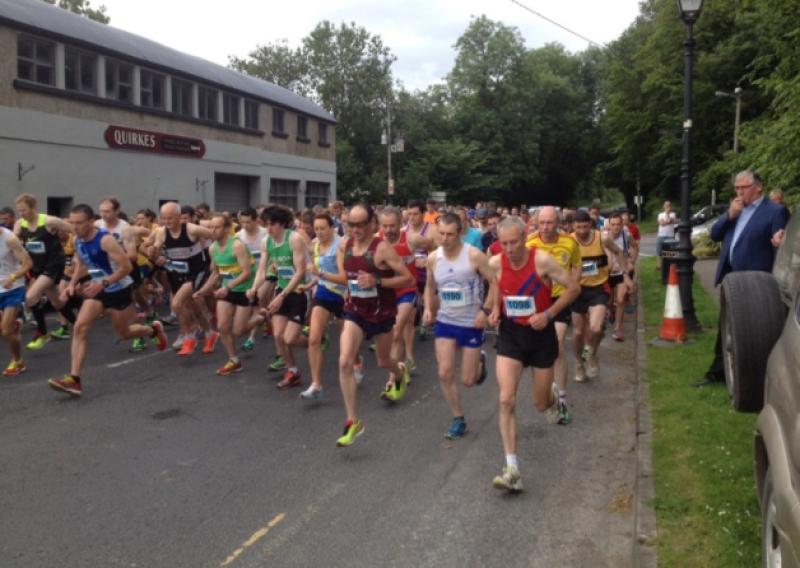 Minister of State Tom Hayes gets the runners underway in the 30th running of the Coillte 10k at Dundrum.