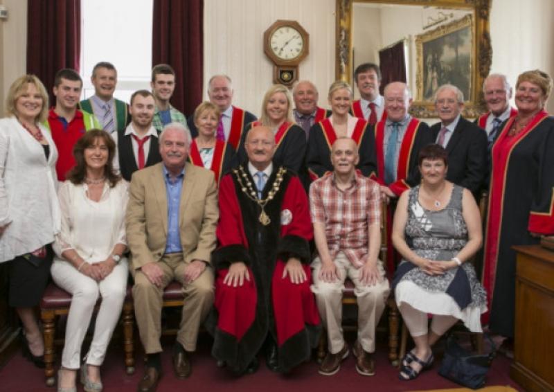 front; Maria Phelan,Marty Whelan, Billy Shoer MAyor, Fergus and Melanie Hanley, back; Phil Prendergast M E P, Conor Hanley, Ger Walsh, Declan Hanley, Michael Hanley, Teresa Ryan Joe leahy, Helena McGee, Brian O Donnell, Siobhan Ambrose, Pat English, Richie Molloy, Seamus Healy, Denis Dunne, Gabrielle Egan,