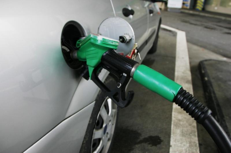 Irish people told number to ring and report fuel price gouging as Minister hits out at energy hikes