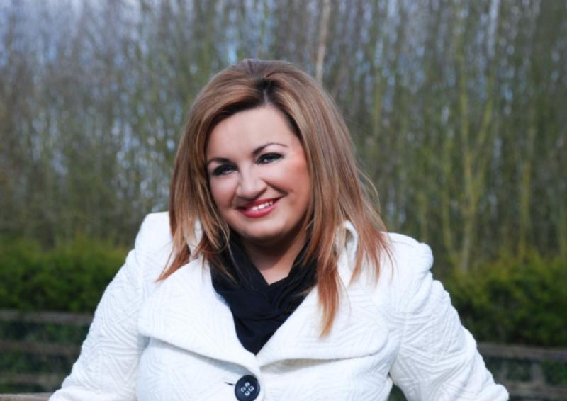 Trudi Lalor for Christmas special at Horse and Jockey.