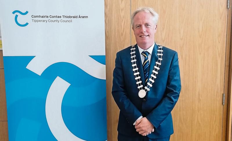 Tipperary councillor's 'warmest' gift for local raffle prize goes down a treat at Christmas