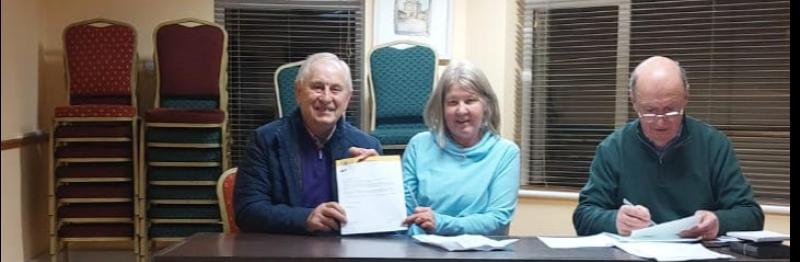 Tipperary's Tom is the pride of local Lions as he is honoured for 40 years' service