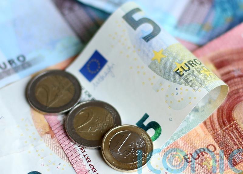 Government urged to get ‘money into people’s hands now’ as cost of living soars
