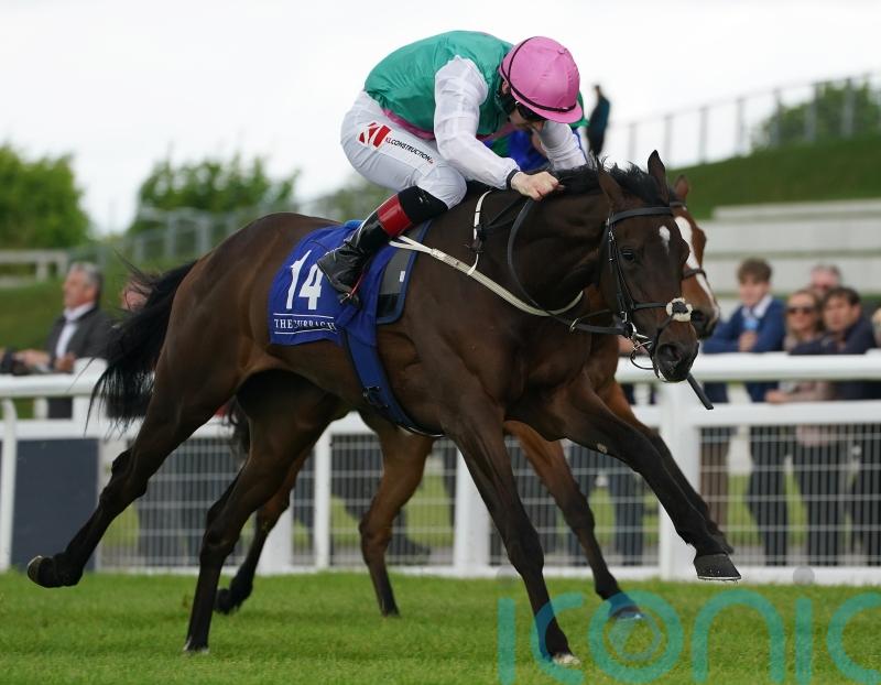 Zarinsk promises plenty in first Curragh victory