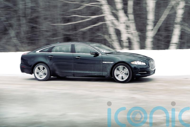 GUIDE How to drive safely on icy roads Tipperary Live