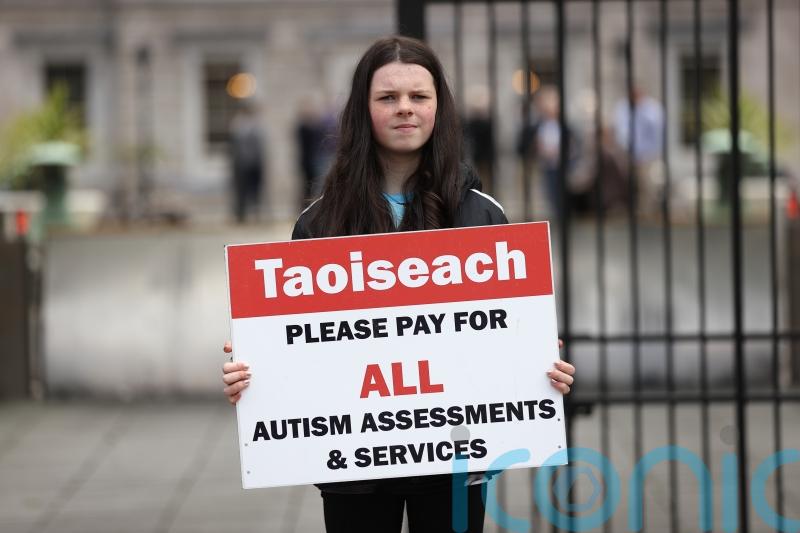 Teenage campaigner describes shortage of AON therapists as a ‘myth’