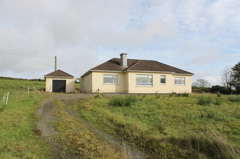 Gortahoola, Drombane, on c. 3 acres