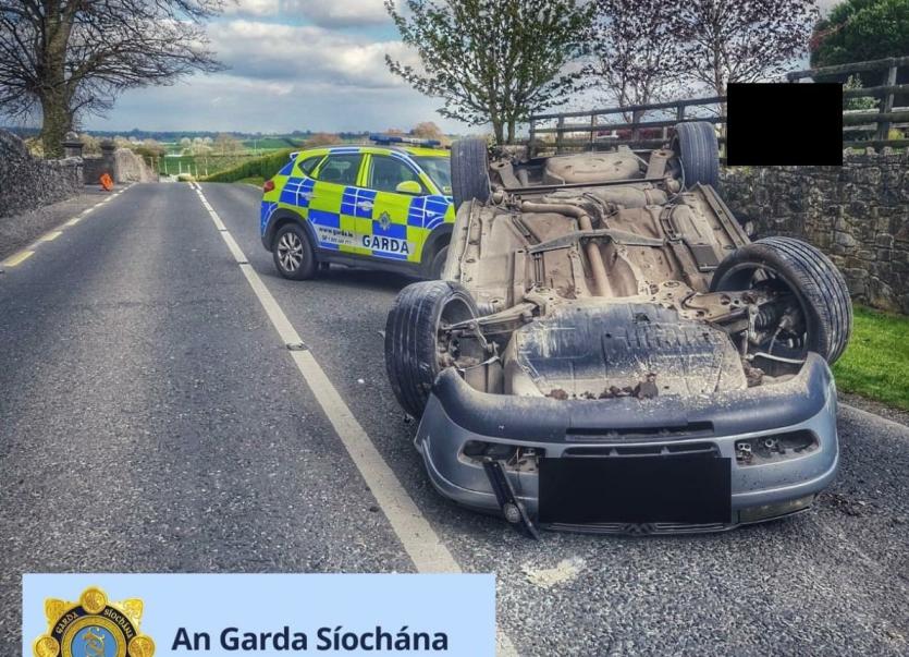Tipp gardaí share picture of car crash where young passengers were