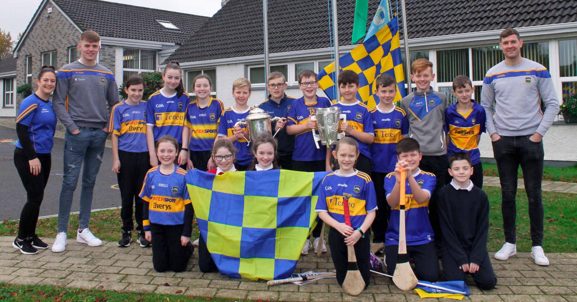 IN PICTURES: Liam MacCarthy Cup visits Drangan NS - Tipperary Live