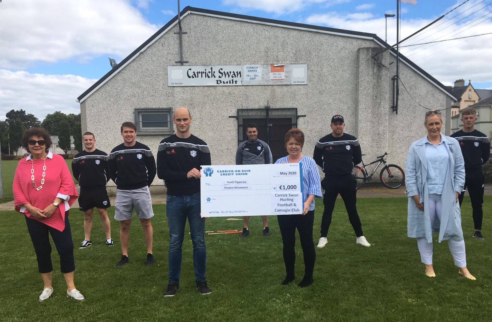 Swan Club presents cheque to South Tipperary Hospice Movement 