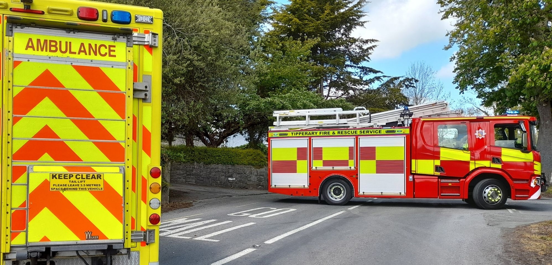 BREAKING N24 between CarrickonSuir and Mooncoin is closed after two